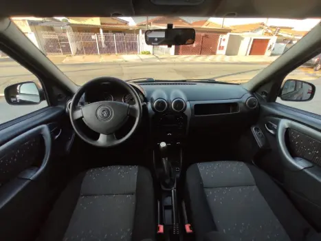 RENAULT Logan 1.6 4P FLEX EXPRESSION, Foto 9