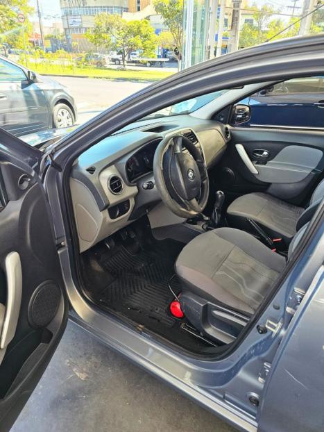 RENAULT Logan 1.6 4P  EXPRESSION, Foto 10