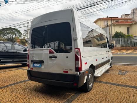 RENAULT Master 2.3 16V 4P DCI DIESEL MINIBUS EXECUTIVE L3H2 16 LUGARES, Foto 4 RENAULT Master 2.3 16V 4P DCI DIESEL MINIBUS EXECUTIVE L3H2 16 LUGARES, Foto 4