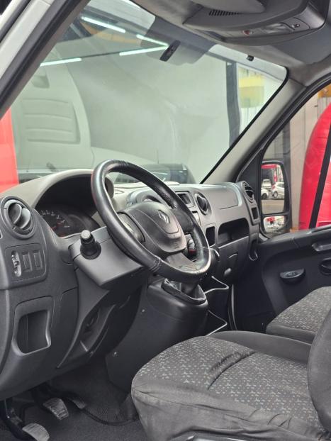 RENAULT Master 2.3 16V 3P DCI DIESEL FURGO L1H1, Foto 12