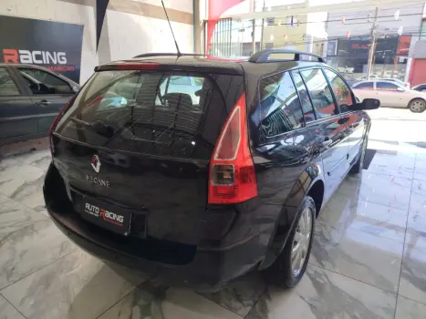 RENAULT Megane Grand Tour 1.6 16V 4P FLEX DYNAMIQUE, Foto 4