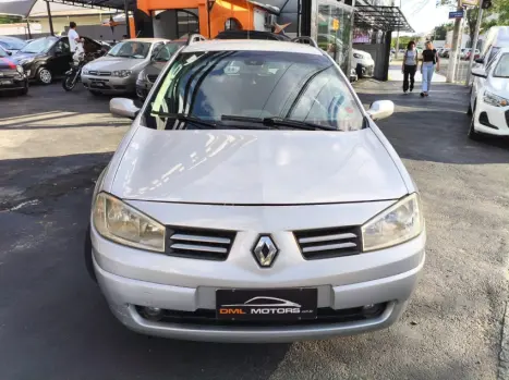 RENAULT Megane Grand Tour 1.6 16V 4P FLEX DYNAMIQUE, Foto 3
