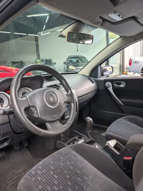 RENAULT Megane Grand Tour 1.6 16V 4P FLEX DYNAMIQUE, Foto 9