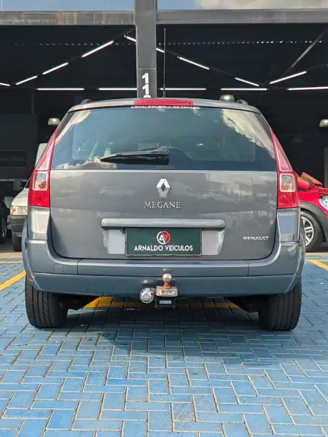 RENAULT Megane Grand Tour 1.6 16V 4P FLEX DYNAMIQUE, Foto 5