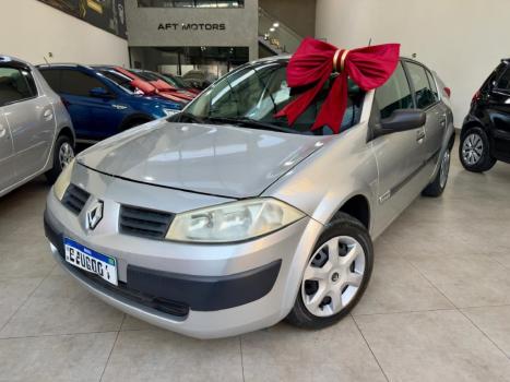 RENAULT Megane Sedan , Foto 1