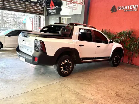 RENAULT Oroch 1.3 16V 4P OUTSIDER TURBO TCe AUTOM�TICO CVT, Foto 2