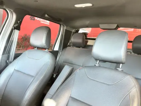 RENAULT Oroch 1.3 16V 4P OUTSIDER TURBO TCe AUTOM�TICO CVT, Foto 7