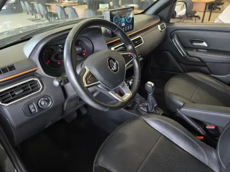 RENAULT Oroch 1.3 16V 4P OUTSIDER TURBO TCe AUTOM�TICO CVT, Foto 15