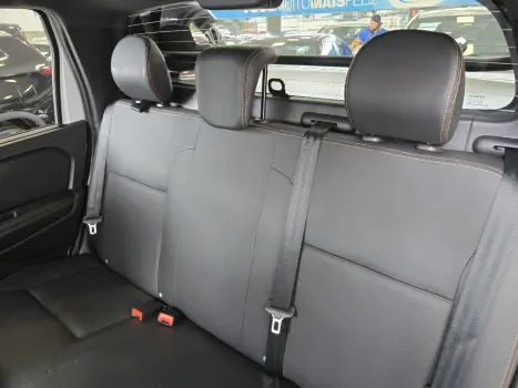 RENAULT Oroch 1.3 16V 4P OUTSIDER TURBO TCe AUTOM�TICO CVT, Foto 16