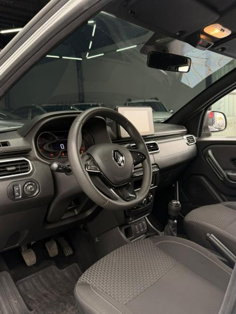 RENAULT Oroch 1.6 16V 4P FLEX INTENSE, Foto 9