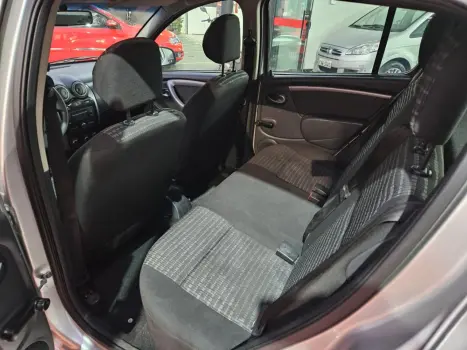 RENAULT Sandero 1.0 16V 4P FLEX EXPRESSION, Foto 12 RENAULT Sandero 1.0 16V 4P FLEX EXPRESSION, Foto 12