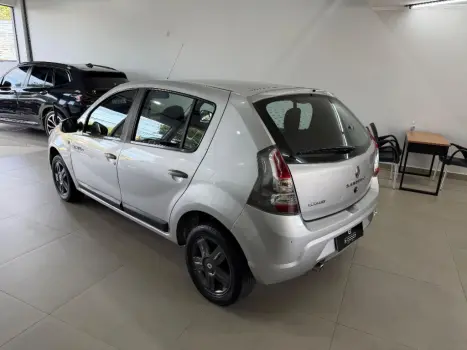 RENAULT Sandero 1.0 4P 16V FLEX TECH RUN, Foto 4