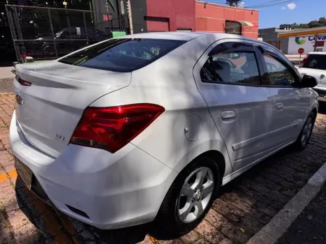 RENAULT Sandero 1.0 16V 4P FLEX AUTHENTIQUE, Foto 4