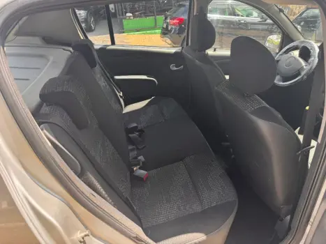 RENAULT Sandero 1.0 16V 4P FLEX AUTHENTIQUE, Foto 8