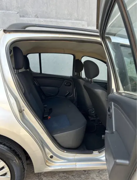 RENAULT Sandero 1.0 4P FLEX AUTHENTIQUE, Foto 8
