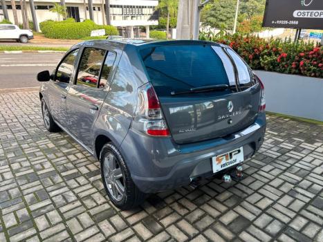 RENAULT Sandero 1.0 16V 4P FLEX EXPRESSION, Foto 4
