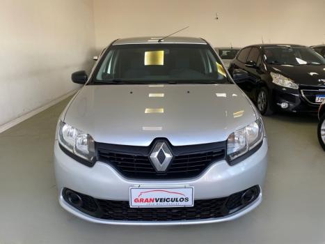 RENAULT Sandero 1.0 16V 4P FLEX AUTHENTIQUE, Foto 2
