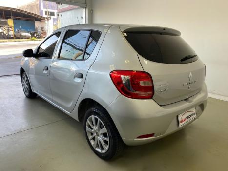 RENAULT Sandero 1.0 16V 4P FLEX AUTHENTIQUE, Foto 5