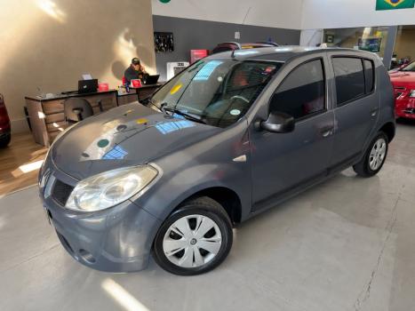 RENAULT Sandero 1.0 16V 4P FLEX AUTHENTIQUE, Foto 2
