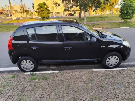 RENAULT Sandero 1.0 16V 4P FLEX AUTHENTIQUE, Foto 4