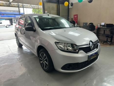 RENAULT Sandero 1.0 16V 4P FLEX AUTHENTIQUE, Foto 2