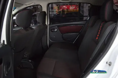 RENAULT Sandero 1.6 16V 4P FLEX STEPWAY, Foto 4 RENAULT Sandero 1.6 16V 4P FLEX STEPWAY, Foto 4