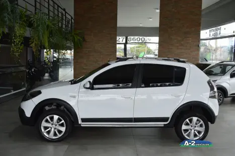 RENAULT Sandero 1.6 16V 4P FLEX STEPWAY, Foto 9 RENAULT Sandero 1.6 16V 4P FLEX STEPWAY, Foto 9