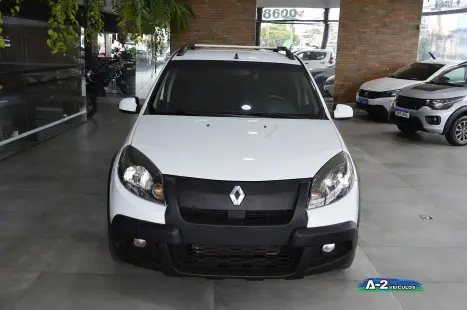 RENAULT Sandero 1.6 16V 4P FLEX STEPWAY, Foto 10 RENAULT Sandero 1.6 16V 4P FLEX STEPWAY, Foto 10