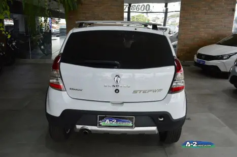 RENAULT Sandero 1.6 16V 4P FLEX STEPWAY, Foto 11 RENAULT Sandero 1.6 16V 4P FLEX STEPWAY, Foto 11