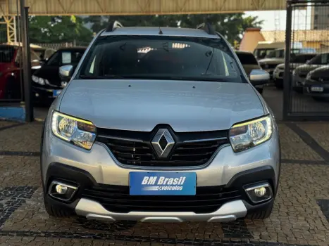 RENAULT Sandero 1.6 16V 4P FLEX SCE STEPWAY, Foto 2 RENAULT Sandero 1.6 16V 4P FLEX SCE STEPWAY, Foto 2