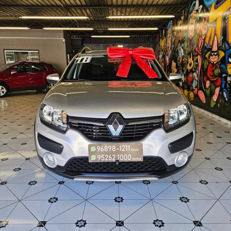 RENAULT Sandero 1.6 16V 4P FLEX SCE STEPWAY DINAMIQUE EASY-R AUTOMATIZADO, Foto 3 RENAULT Sandero 1.6 16V 4P FLEX SCE STEPWAY DINAMIQUE EASY-R AUTOMATIZADO, Foto 3