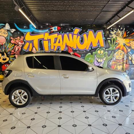 RENAULT Sandero 1.6 16V 4P FLEX SCE STEPWAY DINAMIQUE EASY-R AUTOMATIZADO, Foto 5 RENAULT Sandero 1.6 16V 4P FLEX SCE STEPWAY DINAMIQUE EASY-R AUTOMATIZADO, Foto 5