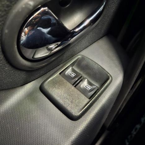 RENAULT Sandero 1.6 16V 4P FLEX SCE STEPWAY DINAMIQUE EASY-R AUTOMATIZADO, Foto 19 RENAULT Sandero 1.6 16V 4P FLEX SCE STEPWAY DINAMIQUE EASY-R AUTOMATIZADO, Foto 19