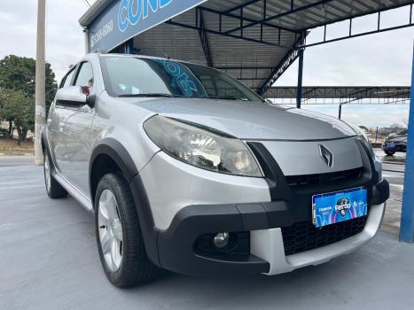 RENAULT Sandero 1.6 16V 4P FLEX STEPWAY AUTOMÁTICO, Foto 4 RENAULT Sandero 1.6 16V 4P FLEX STEPWAY AUTOMÁTICO, Foto 4