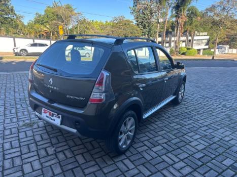 RENAULT Sandero 1.6 16V 4P FLEX STEPWAY AUTOMTICO, Foto 5