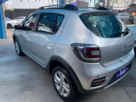 RENAULT Sandero 1.6 16V 4P FLEX SCE STEPWAY DINAMIQUE, Foto 4