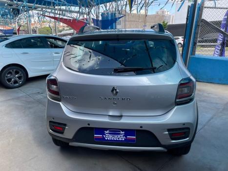 RENAULT Sandero 1.6 16V 4P FLEX SCE STEPWAY DINAMIQUE, Foto 5