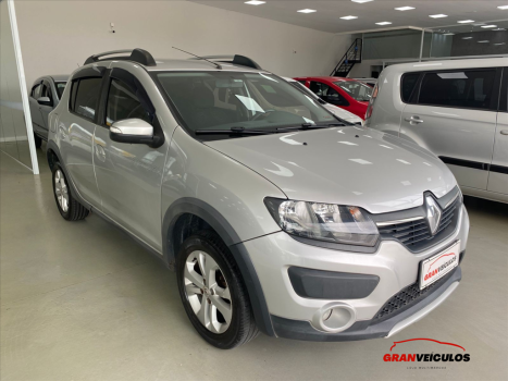 RENAULT Sandero 1.6 4P FLEX STEPWAY, Foto 3
