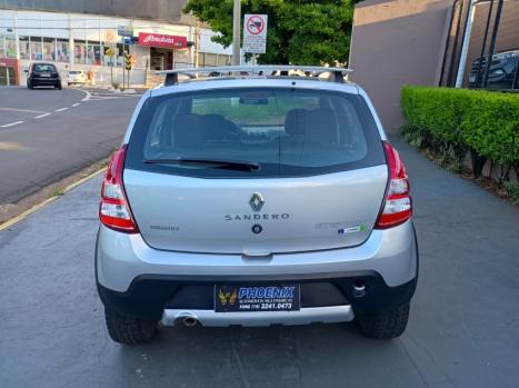 RENAULT Sandero 1.6 16V 4P FLEX STEPWAY AUTOM�TICO, Foto 3