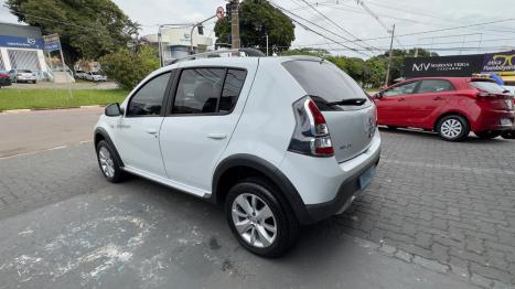 RENAULT Sandero 1.6 16V 4P FLEX STEPWAY AUTOM�TICO, Foto 5