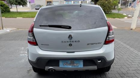RENAULT Sandero 1.6 16V 4P FLEX STEPWAY AUTOM�TICO, Foto 10