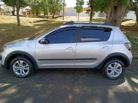 RENAULT Sandero 1.6 16V 4P FLEX STEPWAY, Foto 4