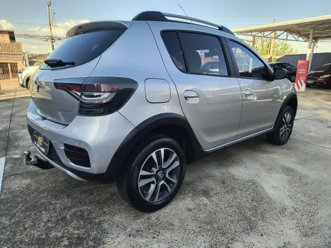 RENAULT Sandero 1.6 16V 4P SCE FLEX STEPWAY ICONIC X-TRONIC AUTOM�TICO CVT, Foto 13