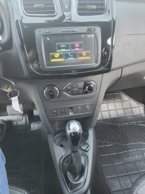 RENAULT Sandero 1.6 16V 4P SCE FLEX STEPWAY ICONIC X-TRONIC AUTOM�TICO CVT, Foto 14