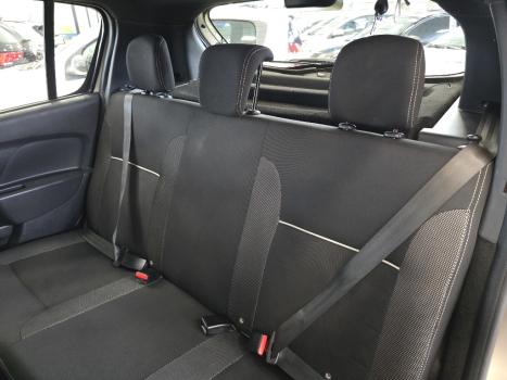 RENAULT Sandero 1.6 16V 4P FLEX SCE STEPWAY ZEN, Foto 16