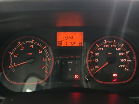 RENAULT Sandero 1.6 16V 4P FLEX STEPWAY AUTOM�TICO, Foto 12