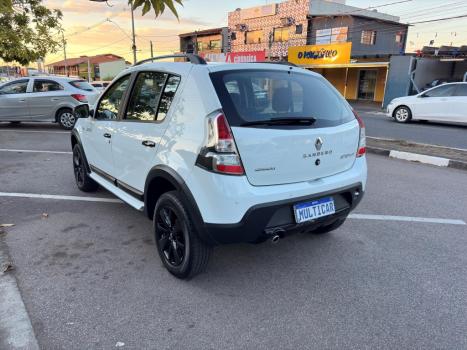 RENAULT Sandero 1.6 16V 4P FLEX STEPWAY AUTOM�TICO, Foto 4