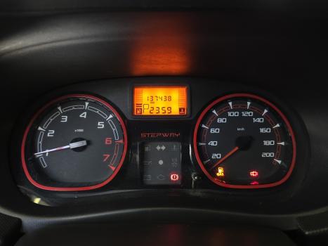 RENAULT Sandero 1.6 16V 4P FLEX STEPWAY AUTOM�TICO, Foto 12