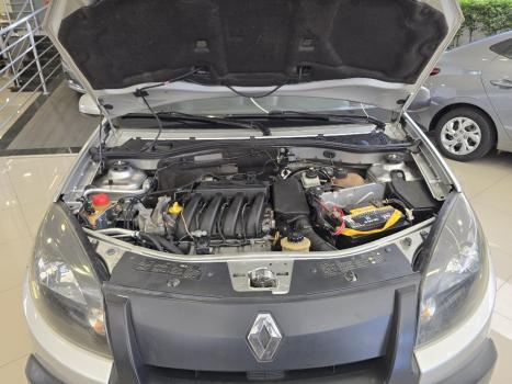 RENAULT Sandero 1.6 16V 4P FLEX STEPWAY AUTOM�TICO, Foto 17