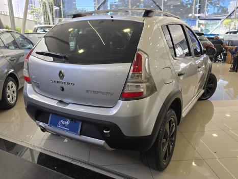 RENAULT Sandero 1.6 16V 4P FLEX STEPWAY AUTOM�TICO, Foto 6